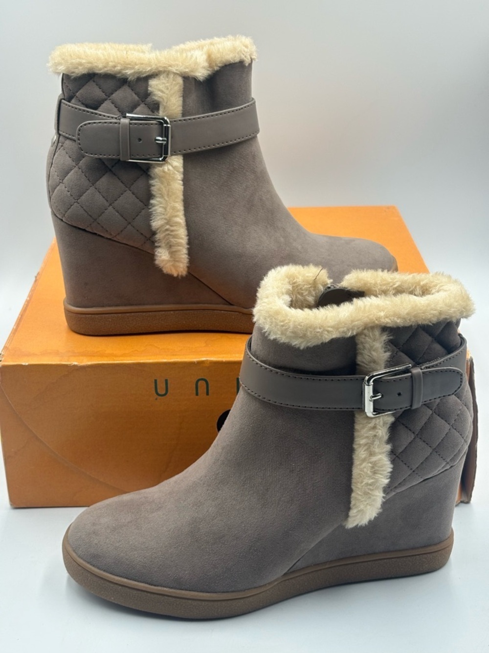 Unisa Madazi Taupe Wedge Booties 7M